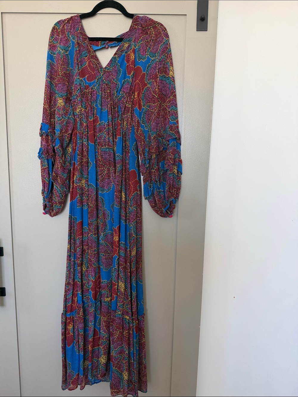 FARM RIO Blue Floral V-Neck Long Sleeve Maxi Dress